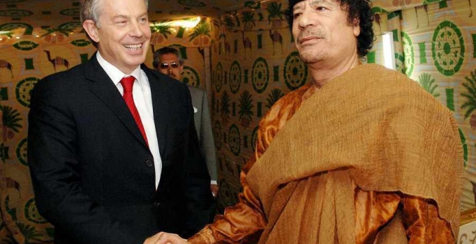 Blair Kaddafi'ye "Kaçmalısın" demiş!