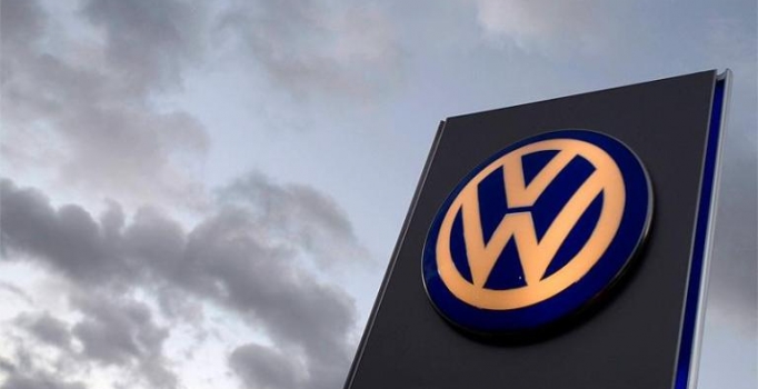 Volkswagen skandalı Almanya'daki tüm markalara sıçradı