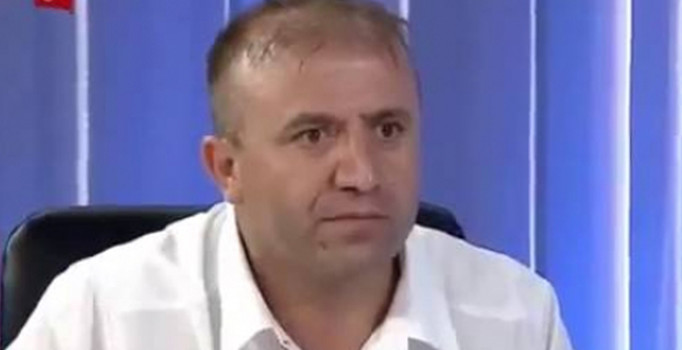 Kahraman Binbaşı polis kıyafetiyle mücadele etti