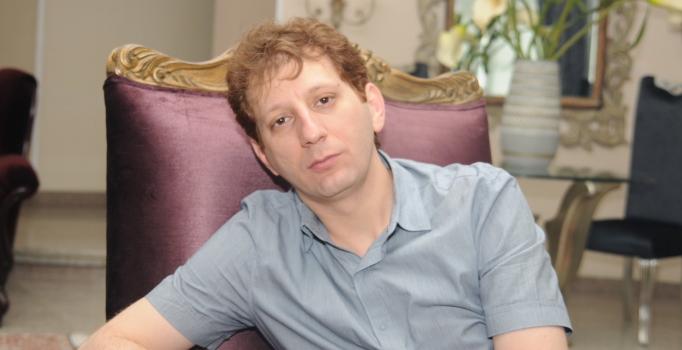 Yolsuzluk suçlamasıyla Babek Zencani'nin yargılanmasına başlandı