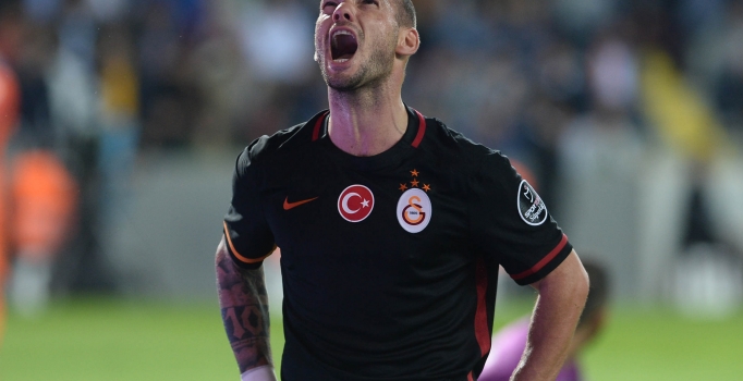 Galatasaray Başakşehir'i 2-0 mağlup etti