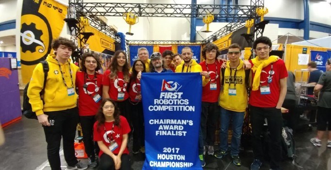 Robotik takımı Amerika'dan iki ödülle döndü