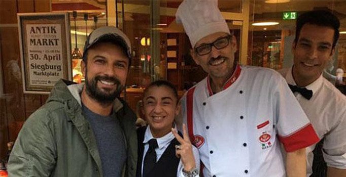Tarkan garsonlara 750 TL bahşiş bıraktı