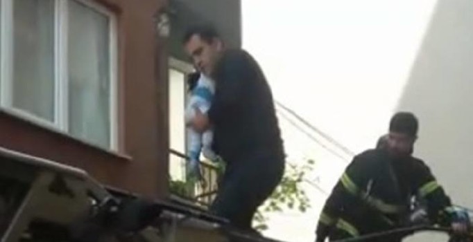 Bursa'da korkutan yangın: 6 bebek hastaneye kaldırıldı