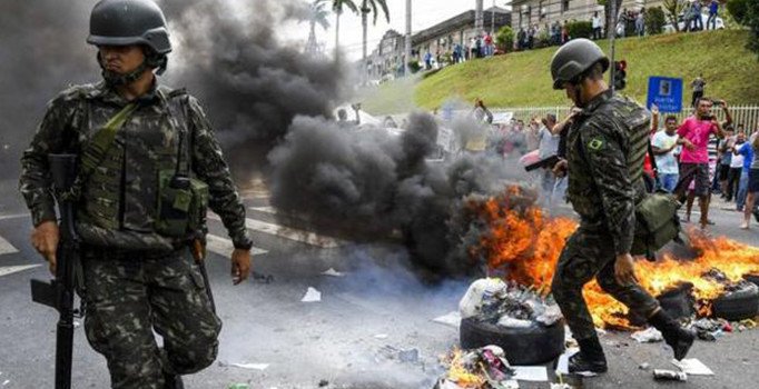Brezilya'da genel grevde olaylar çıktı