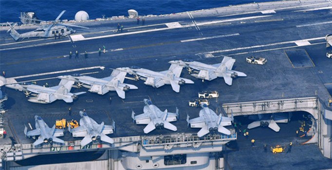 ABD uçak gemileri Japonya kıyılarında