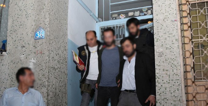 İstanbul'da 1 Mayıs öncesi terör operasyonu: 16 gözaltı