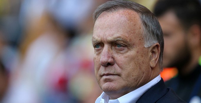 Dick Advocaat: “Taraftar olsaydı 5 ya da 10 puan fark ederdi”