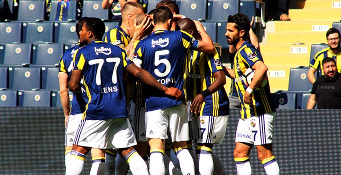 Fenerbahçe son nefeste 3 puanı aldı: Fenerbahçe 2-1 Rizespor