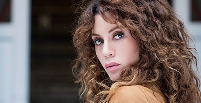 Gökçe Bahadır: 
İyi olmayı unuttuk