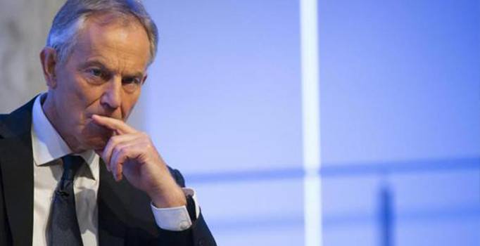 İngiltere eski Başbakanı Tony Blair siyasete dönüyor