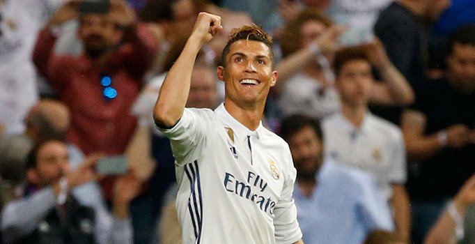 Rekorların adamı Ronaldo