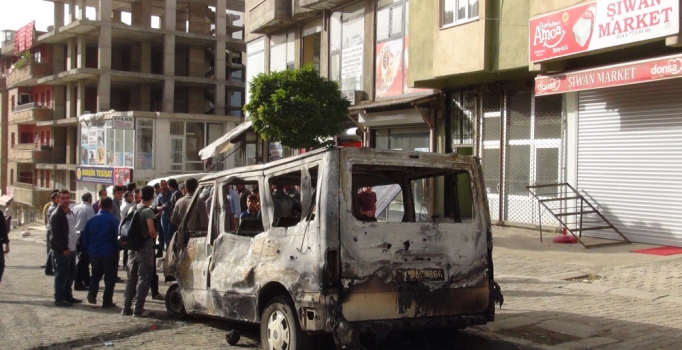 Hakkari Şemdinli'deki çatışmanın izleri gündüz ortaya çıktı