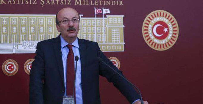 CHP'li vekil önce gaf yaptı sonra özür diledi