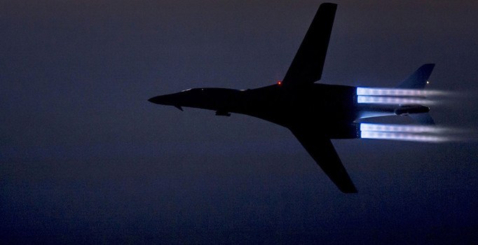 ABD'den B-1 savaş uçaklarıyla Kuzey Kore'ye gözdağı