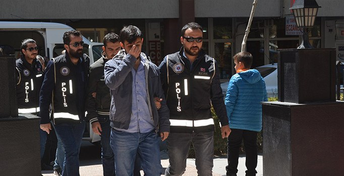 Niğde'de FETÖ'den 8 kişi gözaltına alındı