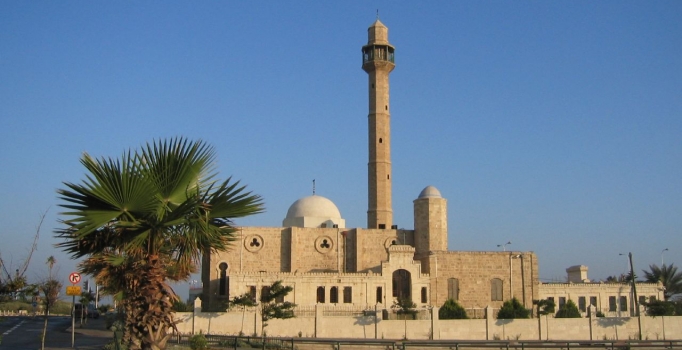 İsrail'de Osmanlı'dan kalma camiye saldırı düzenlendi