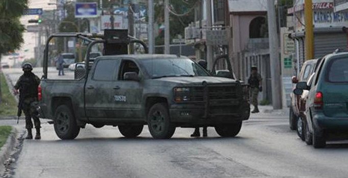 Meksika'da çeteler çatıştı: 12 ölü