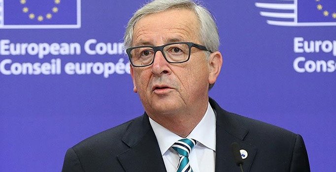 AB Komisyonu Başkanı Juncker: İngilizce önemini kaybediyor