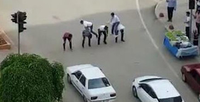 Kırmızı ışıkta ’birdirbir’ | Adana haberleri