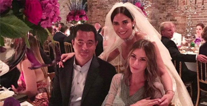 Şeyma Subaşı'dan düğünlü fotoğraf paylaşımı