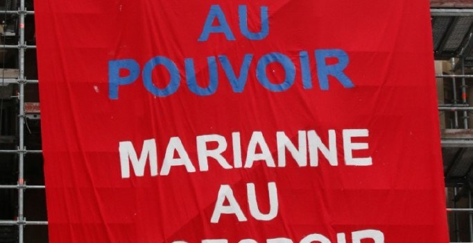 Fransa cumhurbaşkanını seçiyor