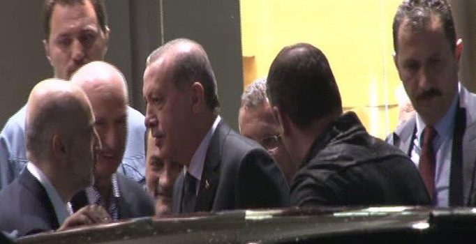 Cumhurbaşkanı Erdoğan’dan hasta ziyareti