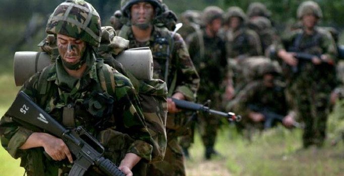 Bakan Fikri Işık'tan bedelli askerlik açıklaması: Gündemimizde yok