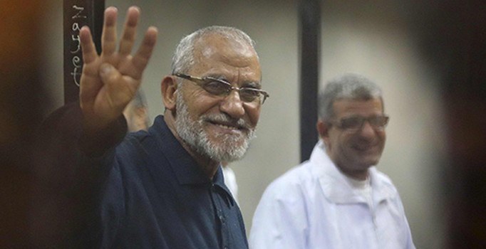 İhvan Rehberlik Konseyi Başkanı Muhammed Bedii'ye verilen müebbet hapis cezası bozuldu