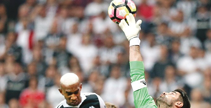 Tam 'bitti' derken sil baştan