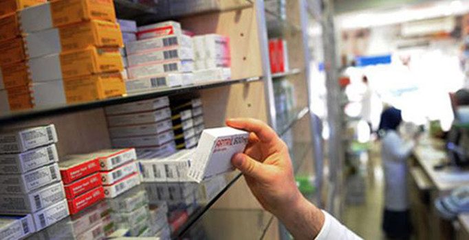 Kronik hastalar için "danışman eczaneler" geliyor