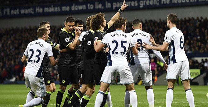 Premier Lig'de şampiyonu Chelsea