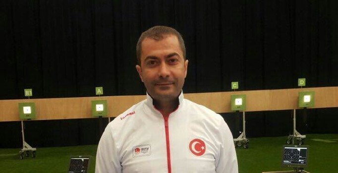 Bakü'de ilk madalyalar atıcılıktan geldi