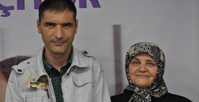 Fedakar ve cefakar anne, yılın annesi seçildi | Eskişehir haberleri