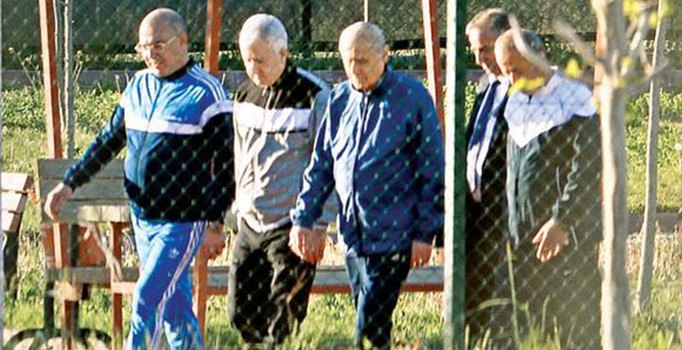 MHP lideri Bahçeli ilk kez eşofmanla görüntülendi