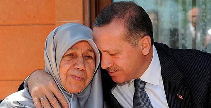 Cumhurbaşkanı Erdoğan'dan Anneler Günü'nü mesajı: Her bir anneyi kendi annem gibi görüyorum