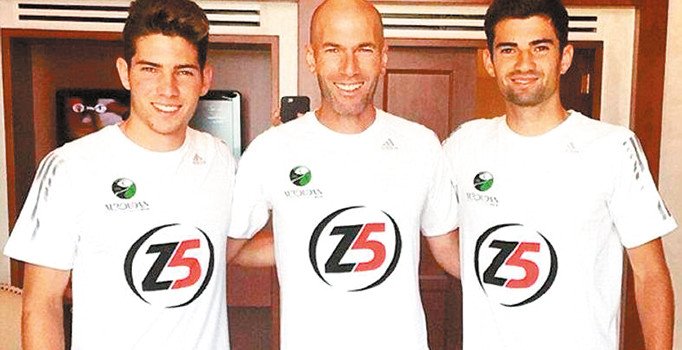 Real’in kadrosu: teknik direktör Zidane kalede Zidane, orta sahada Zidanespor