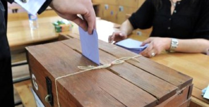 Batı Şeria'da tek partinin katıldığı yerel seçimler başladı