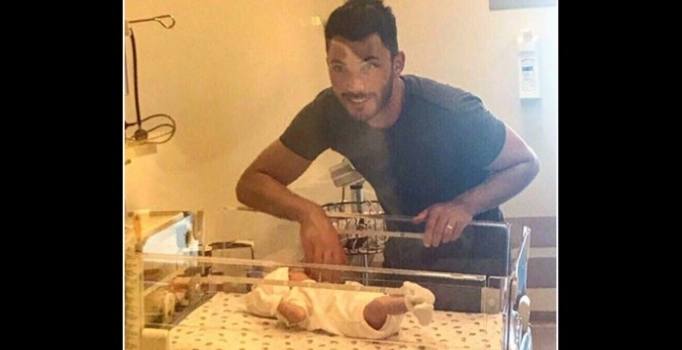 Beşiktaşlı Tolgay ikinci kez baba oldu