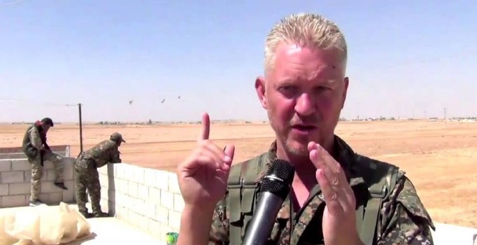 İngiliz Aktör Enright, Tabka'da ortaya çıktı