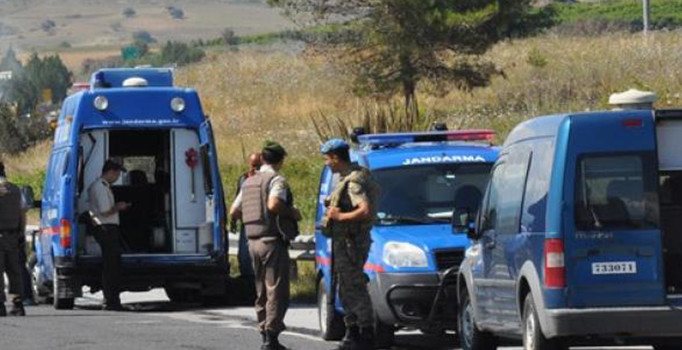 Hakkari'de PKK'lı terörist yol kontrolünde yakalandı