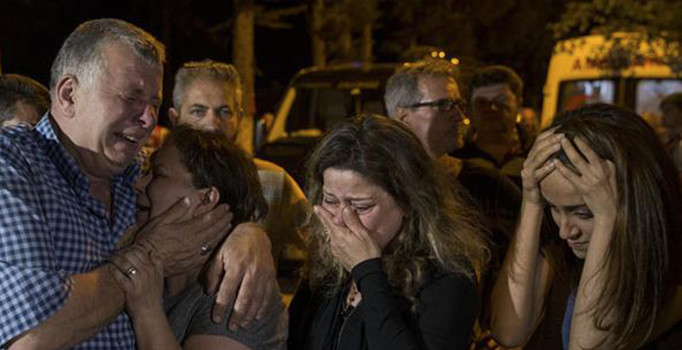 Muğla'daki faciada cenazeler İzmir'e getirildi