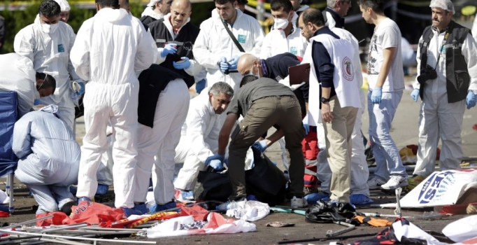 Ankara patlaması: Cumhuriyet tarihinin en kanlı saldırısı