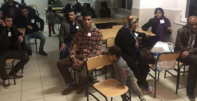 İstanbul TEM'de insan kaçakçılığı operasyonu: 45 kaçak göçmen yakalandı