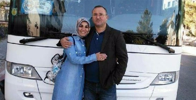 Marmaris gezisinin organizatörü konuştu: 22 yıllık karımın cesedi trafik levhasındaydı