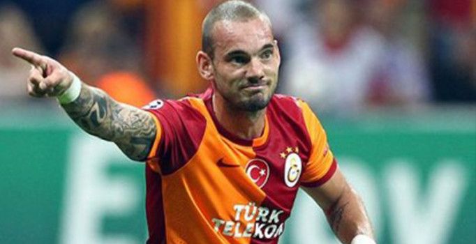 Sneijder'den hakeme Türkçe tepki