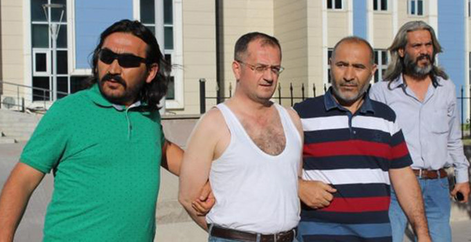 'Analizi harbiyeli' hesabını kullanan FETÖ'cü, mahkemede gözlemci istedi