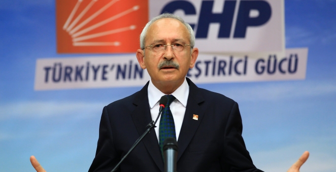 Kılıçdaroğlu Davutoğlu'ndan iki bakanın istifasını istedi