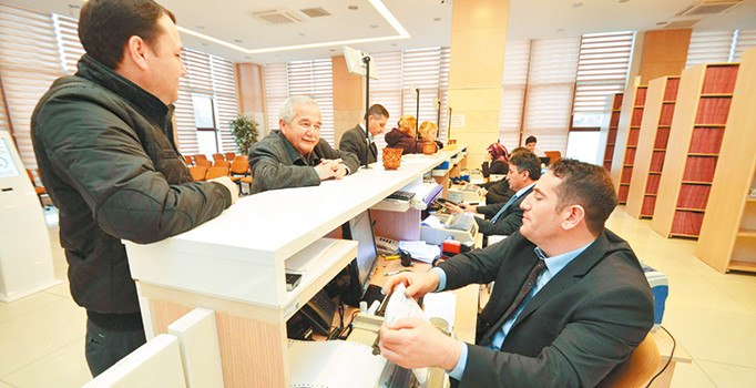 Devlette ömür boyu memurluk dönemi bitiyor