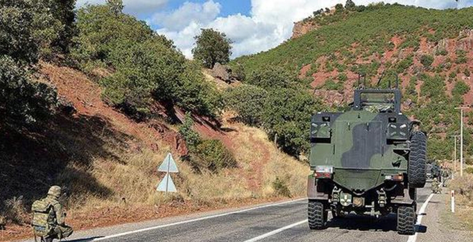 Erzurum Şenkaya'da şehit olan Doğan Akgöbek'in baba evinde yas var